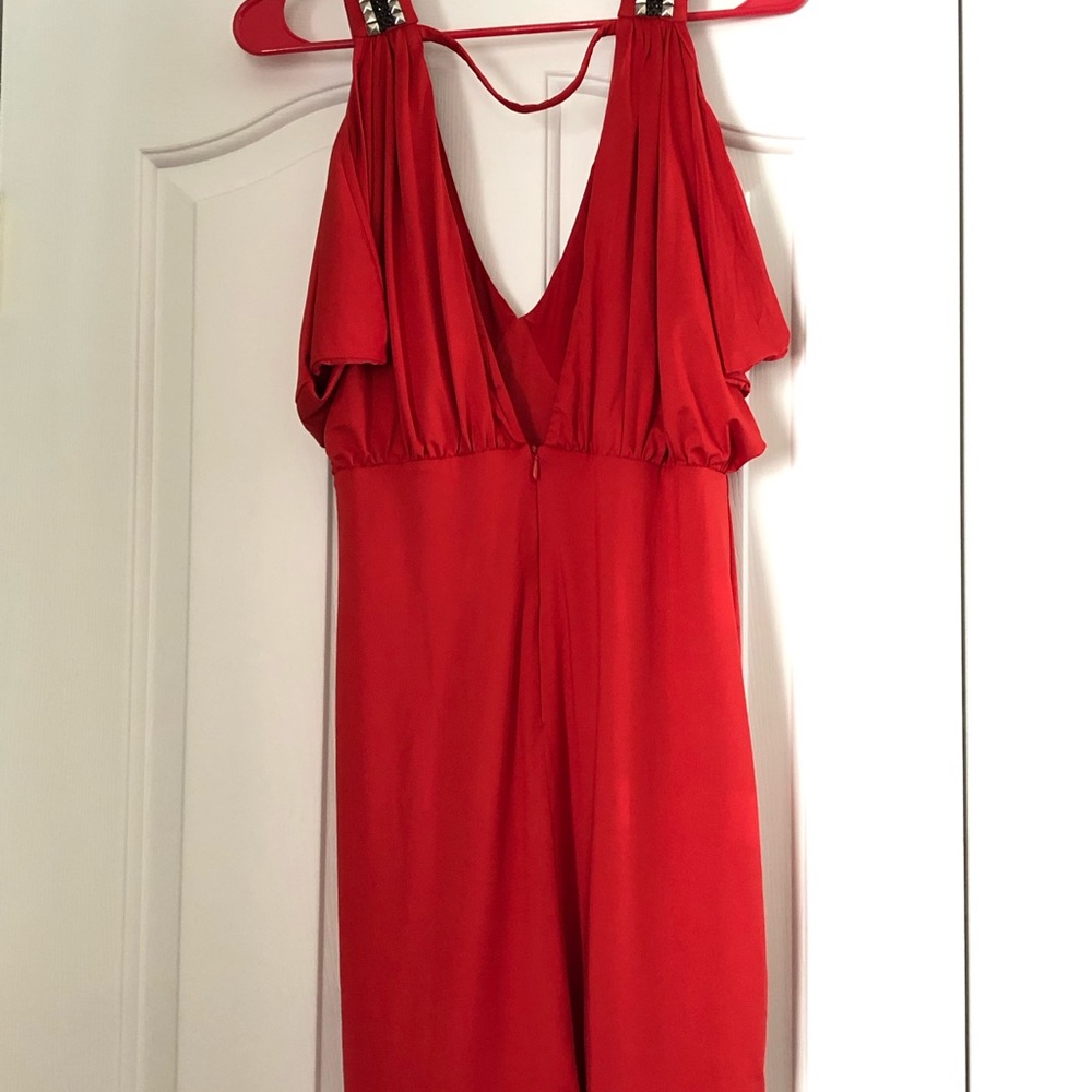 2b Bebe Dress - Picture 4 of 4